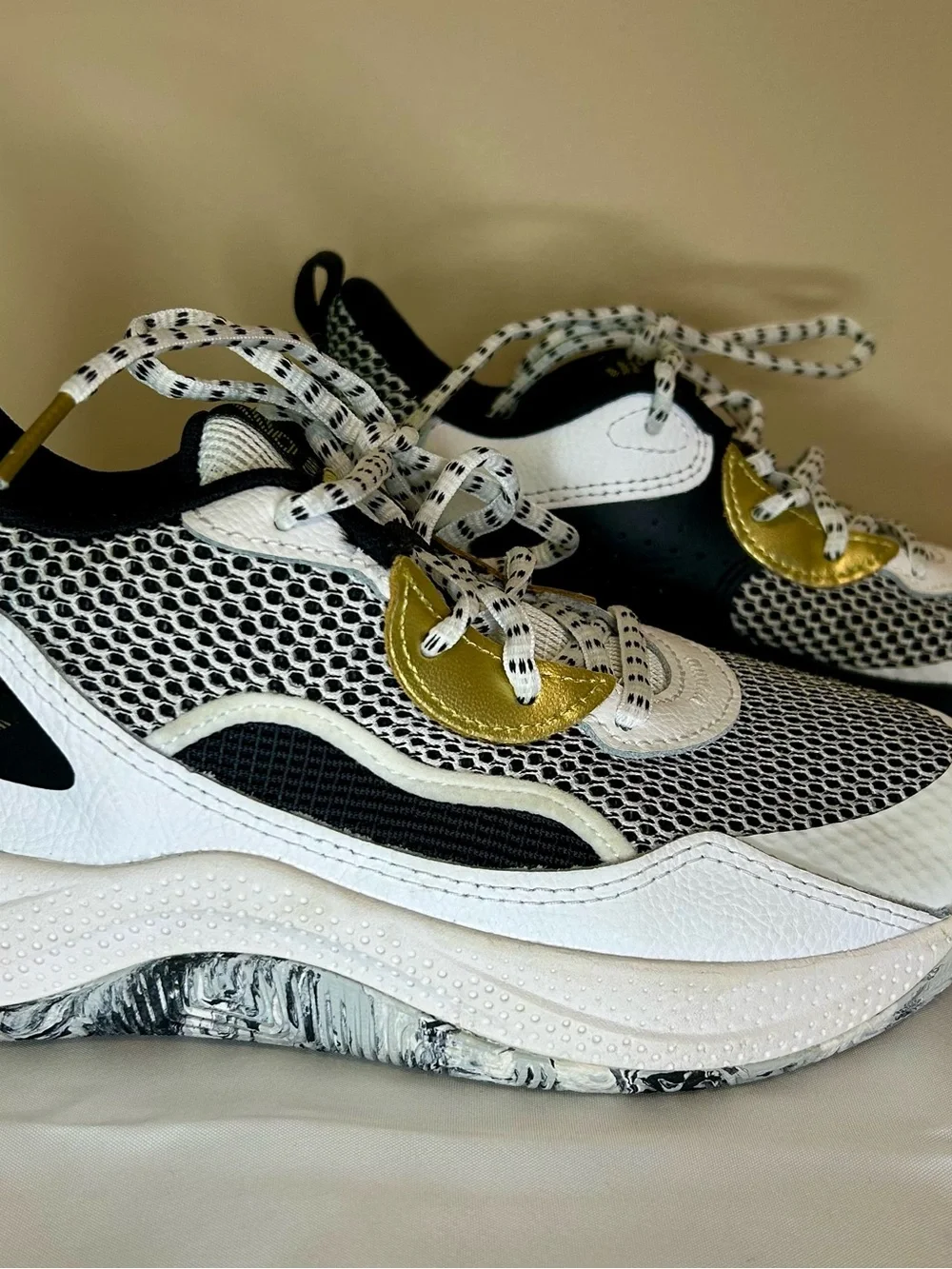 Curry Under Armour Kids White Black Gold Sneakers